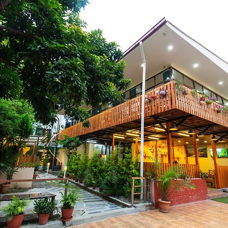 Hotel Harmony & Little Bites Bistro Jawlakhel Exterior foto